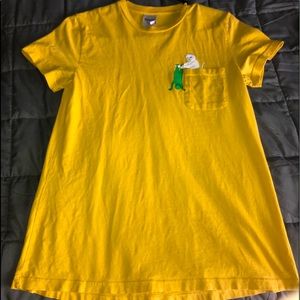 a short sleeve tee shirt